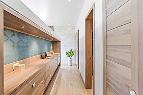 Luxury Villa: Hot Tub: Ocean Views: Fully Staffed