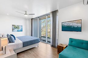 Luxury Villa: Hot Tub: Ocean Views: Fully Staffed