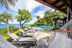 Luxury Villa: Hot Tub: Ocean Views: Fully Staffed