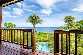 Luxury Villa: Hot Tub: Ocean Views: Fully Staffed