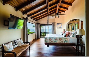 Luxury Villa: Hot Tub: Ocean Views: Fully Staffed