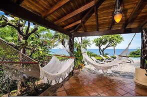 Luxury Villa: Hot Tub: Ocean Views: Fully Staffed