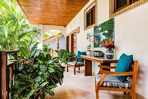Luxury Beachfront 5 Bedroom Villa on Famous Beach