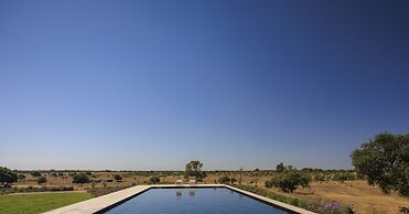 Blissfully Alentejo by Cadenzalux