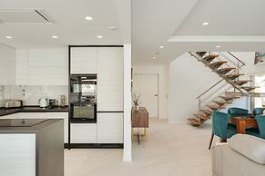 Paraty Villa by Cadenzalux