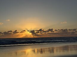 Paraty Villa by Cadenzalux