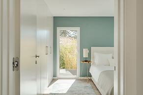 Paraty Villa by Cadenzalux
