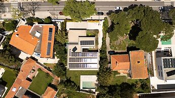 Cascais Contemporary Villa by Cadenzalux