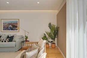 Cascais Contemporary Villa by Cadenzalux