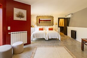 Carmim Villa by Cadenzalux