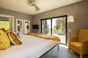 Carmim Villa by Cadenzalux