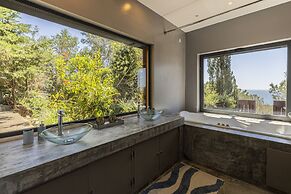 Carmim Villa by Cadenzalux