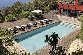 Carmim Villa by Cadenzalux