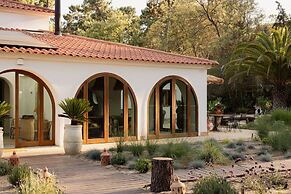 Elysian Villa by Cadenzalux