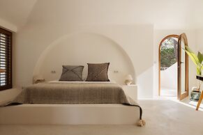 Elysian Villa by Cadenzalux