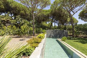 Havenwood Villa by Cadenzalux