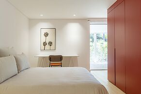 Havenwood Villa by Cadenzalux