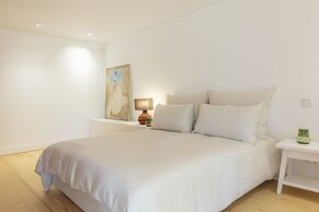 Havenwood Villa by Cadenzalux