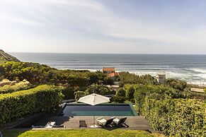 Coastal Charm Chalet by Cadenzalux