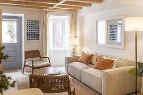 Cascais Petit Bijou by Cadenzalux