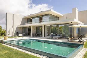 Troia Design Villa by Cadenzalux