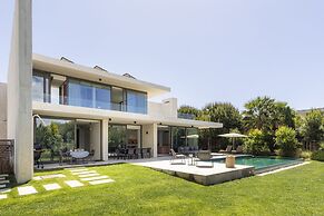 Troia Design Villa by Cadenzalux