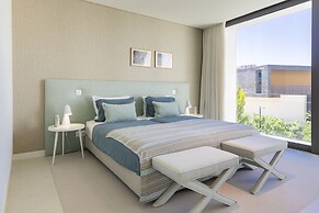 Troia Design Villa by Cadenzalux