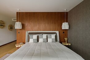 Troya Regal Villa By Cadenzalux