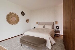 Troya Regal Villa By Cadenzalux