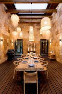 Troya Regal Villa By Cadenzalux