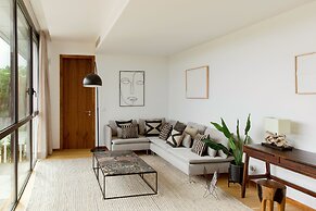 Troya Regal Villa By Cadenzalux