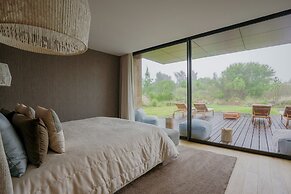 Troya Regal Villa By Cadenzalux