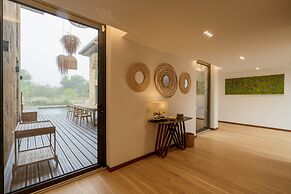 Troya Regal Villa By Cadenzalux