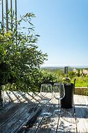 Garden Seaside Villa by Cadenzalux