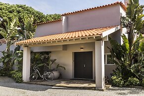 Light Villa by Cadenzalux