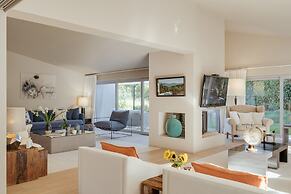 Light Villa by Cadenzalux