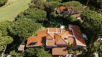 Light Villa by Cadenzalux