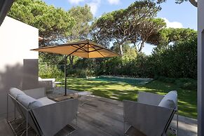 Light Villa by Cadenzalux