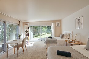 Light Villa by Cadenzalux