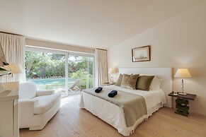 Light Villa by Cadenzalux