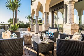 Seafront Manor by Cadenzalux