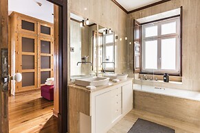 Seafront Manor by Cadenzalux