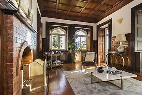 Seafront Manor by Cadenzalux