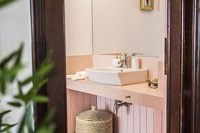 Seafront Manor by Cadenzalux