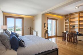 Estoril Queen s Apartment by Cadenzalux