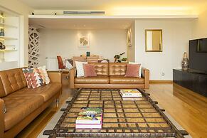 Estoril Queen s Apartment by Cadenzalux