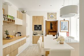 Villa Oasis by Cadenzalux