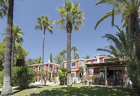 Villa Oasis by Cadenzalux