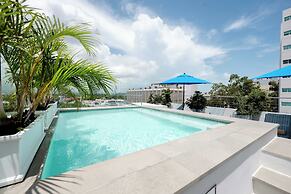 Santurce Urban Lodge