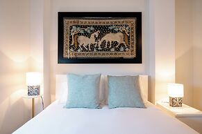 Santurce Urban Lodge